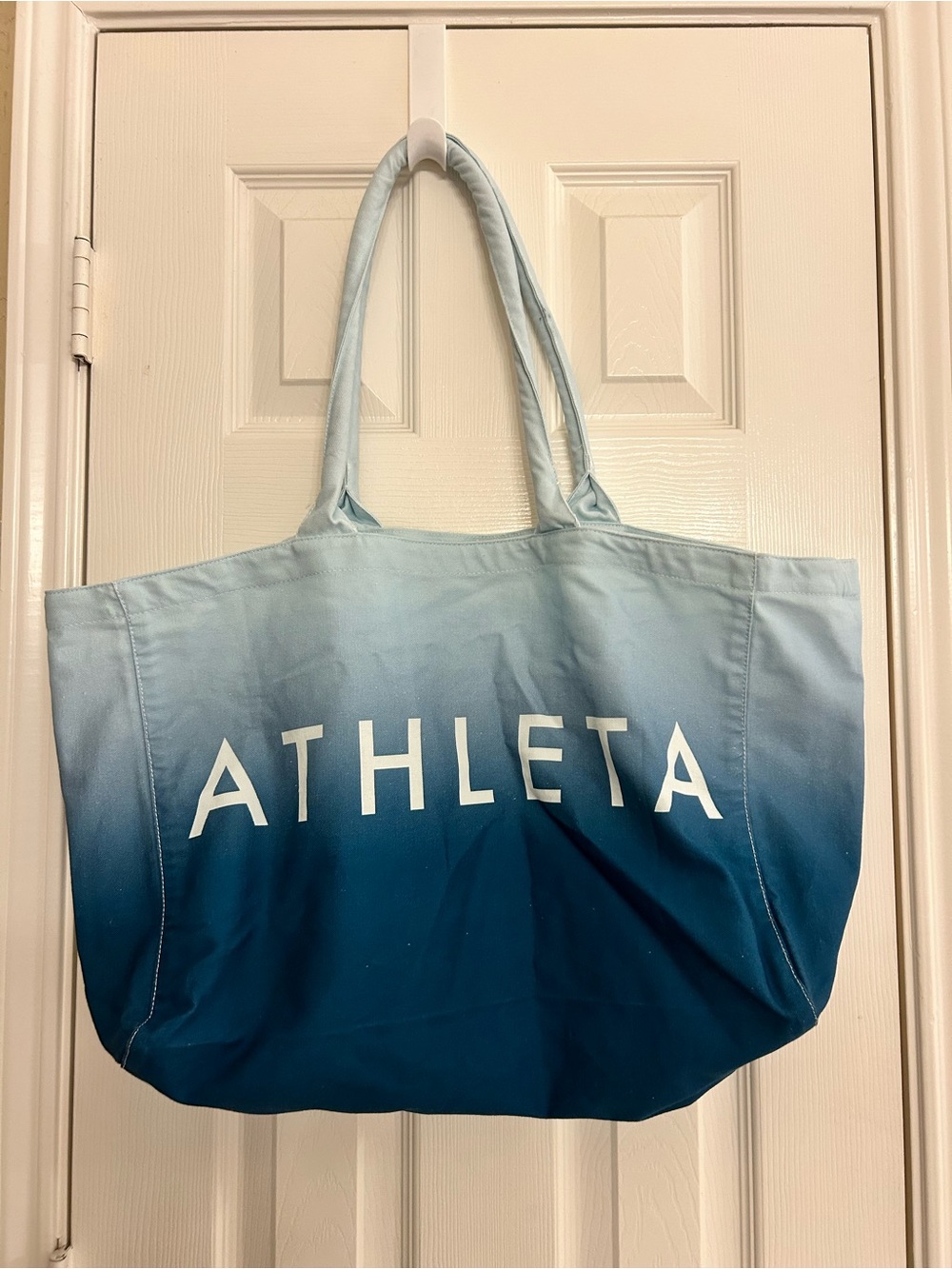 Athleta Womens Blue Ombre Canvas Tote Bag Logo Large Beach Gym Shopper NWOT